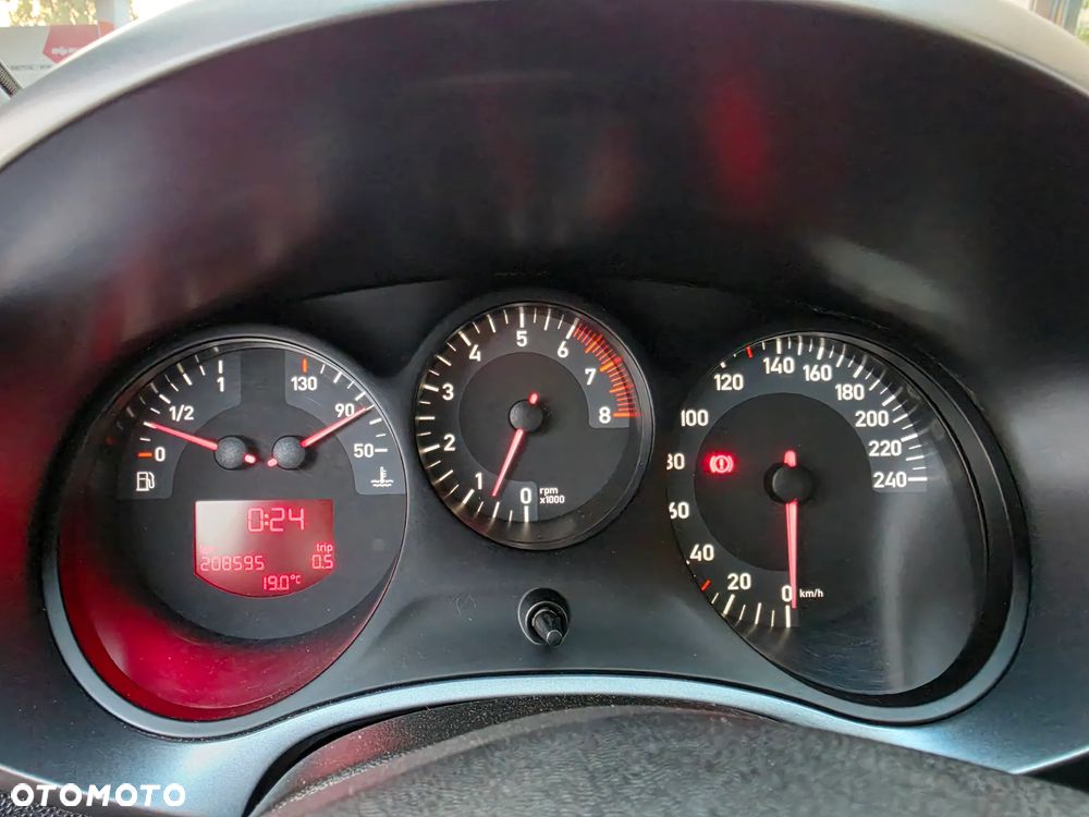 Seat Leon 1.6 Reference - 19