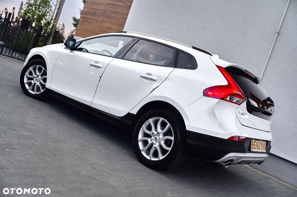 Volvo V40 Cross Country T4 AWD Geartronic Pro - 11