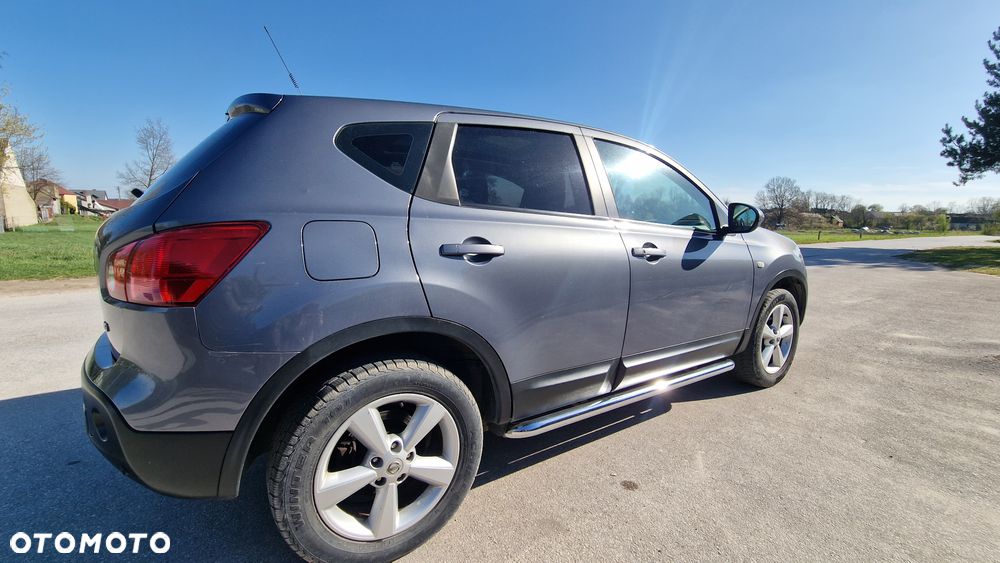 Nissan Qashqai - 2