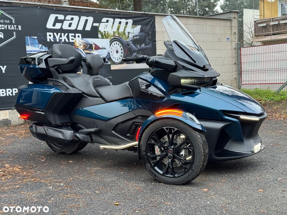 Can-Am Spyder - 4