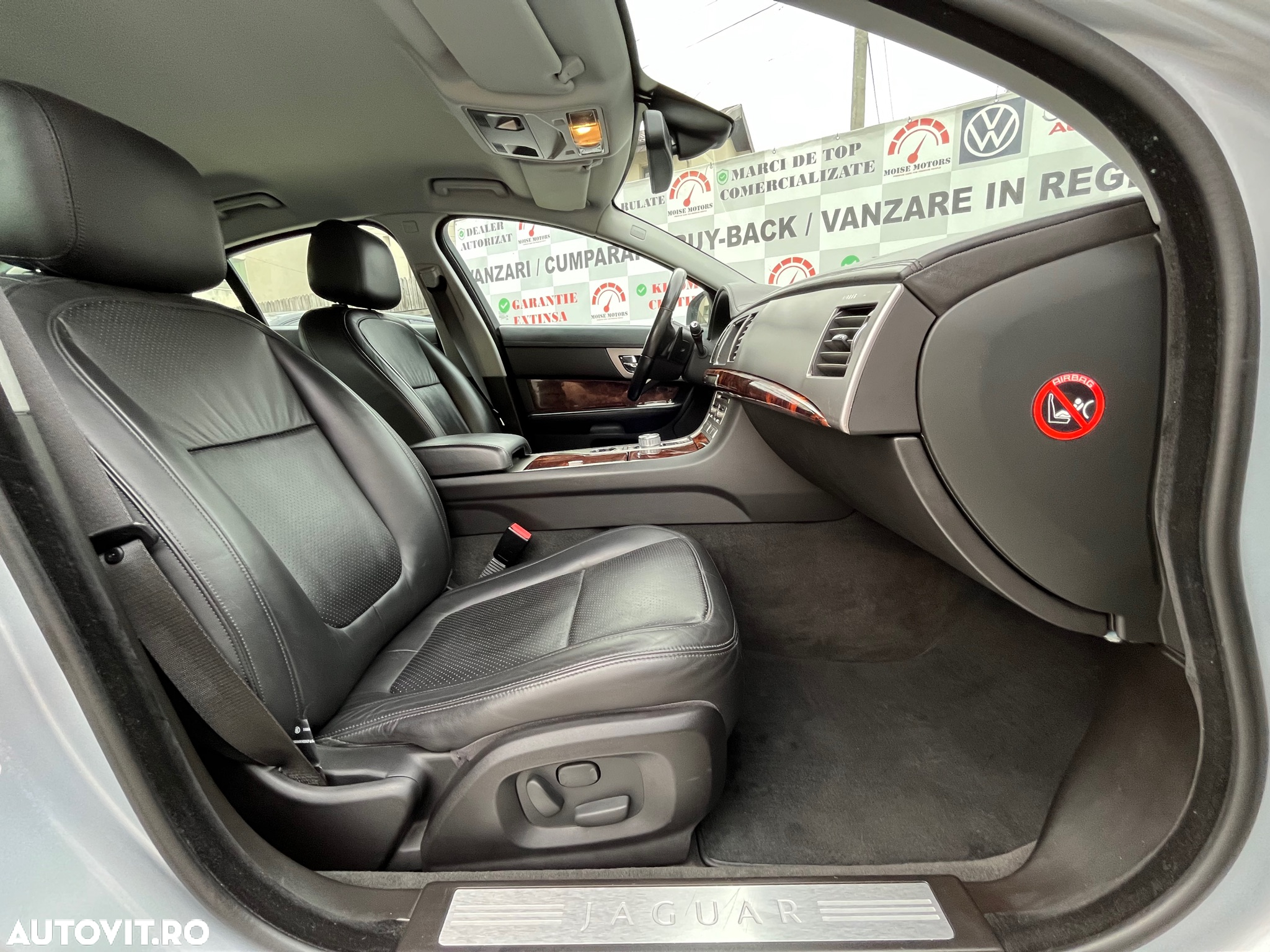 Jaguar XF 4.2 Supercharged - 14