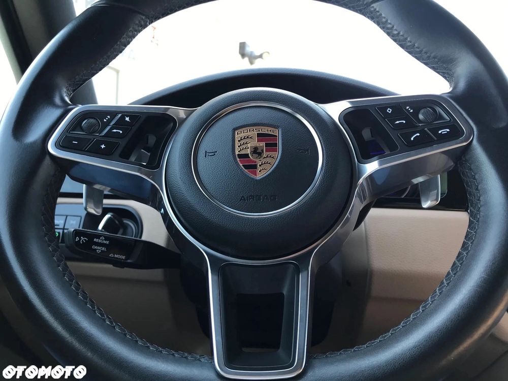 Porsche Cayenne Platinum Edition - 28