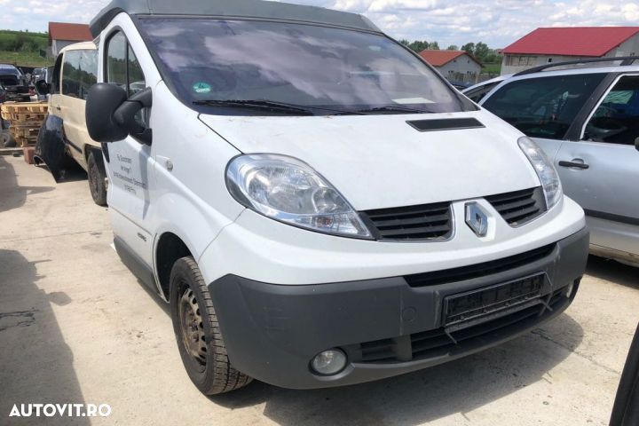 Far stanga Renault Trafic 2 [facelift] [2006 - 2015] Minivan 2.0 MT L - 3