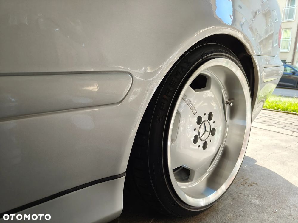 Mercedes-Benz CLK - 1