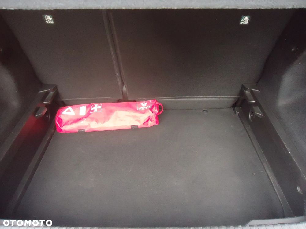 Renault Captur 1.0 TCe Equilibre - 21