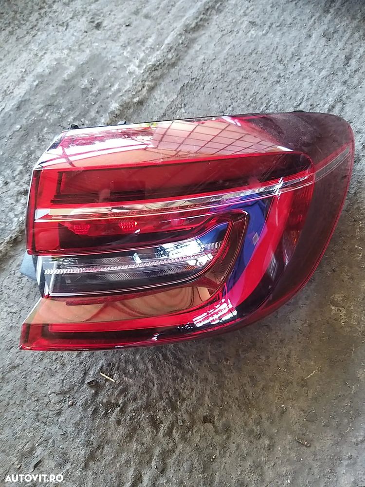 Stop Dreapta pentru Renault Clio 5 din 2023 cod: 265509761R - 1