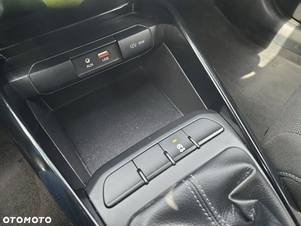 Kia Rio - 25