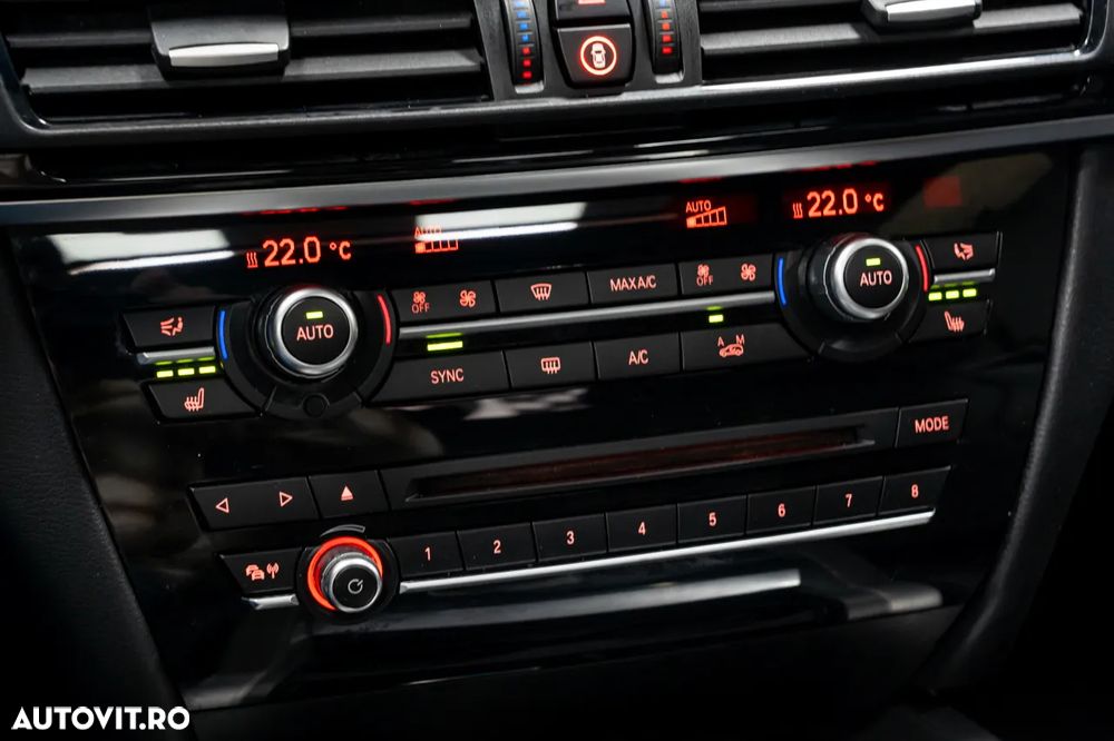 BMW X5 xDrive30d - 34