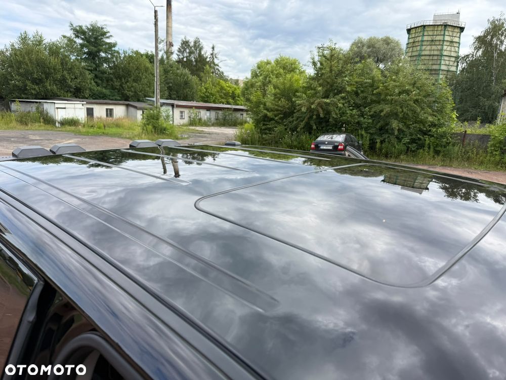 Dodge RAM 5.7 4x4 - 22