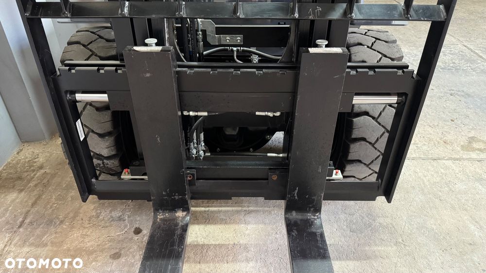 Toyota 8FGJF35 / 1341 GODZIN / pełna dokumentacja UDT / stan nie odbiega od nowego / wózek widłowy toyota / - 15