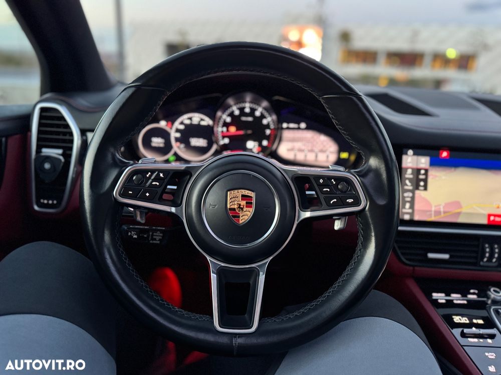 Porsche Cayenne Standard - 15