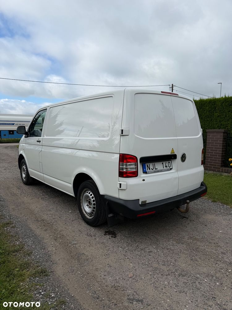 Volkswagen Transporter - 4