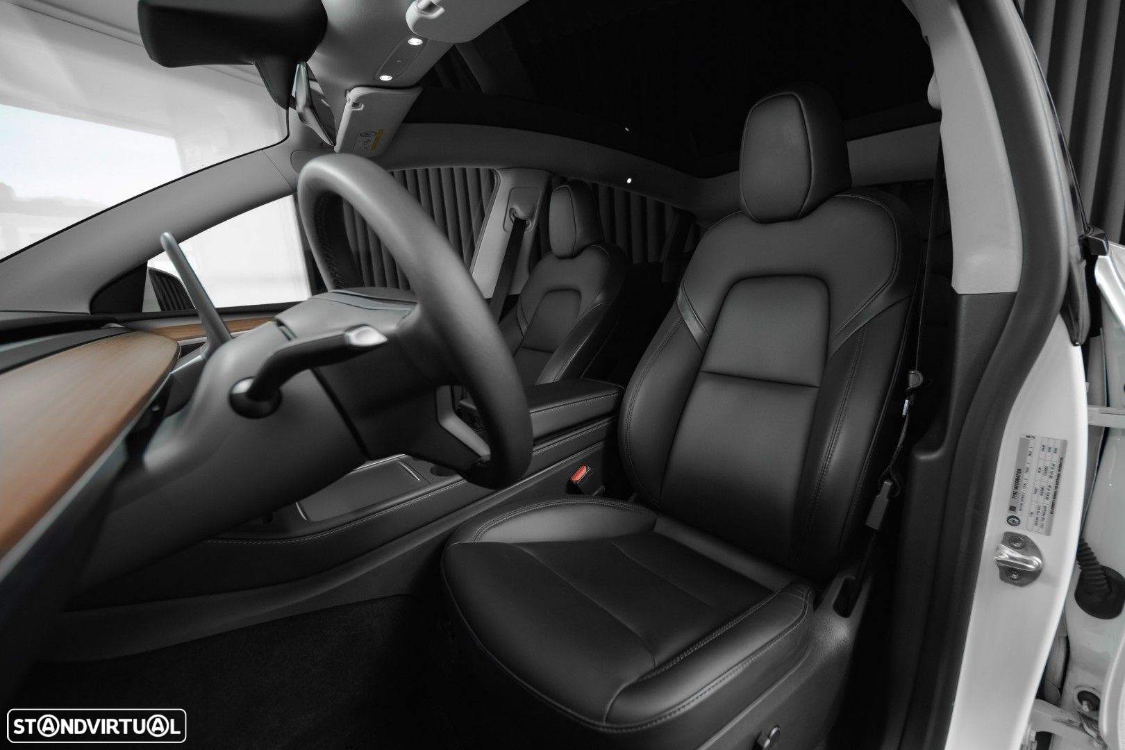 Tesla Model Y Performance Tração Integral - 41