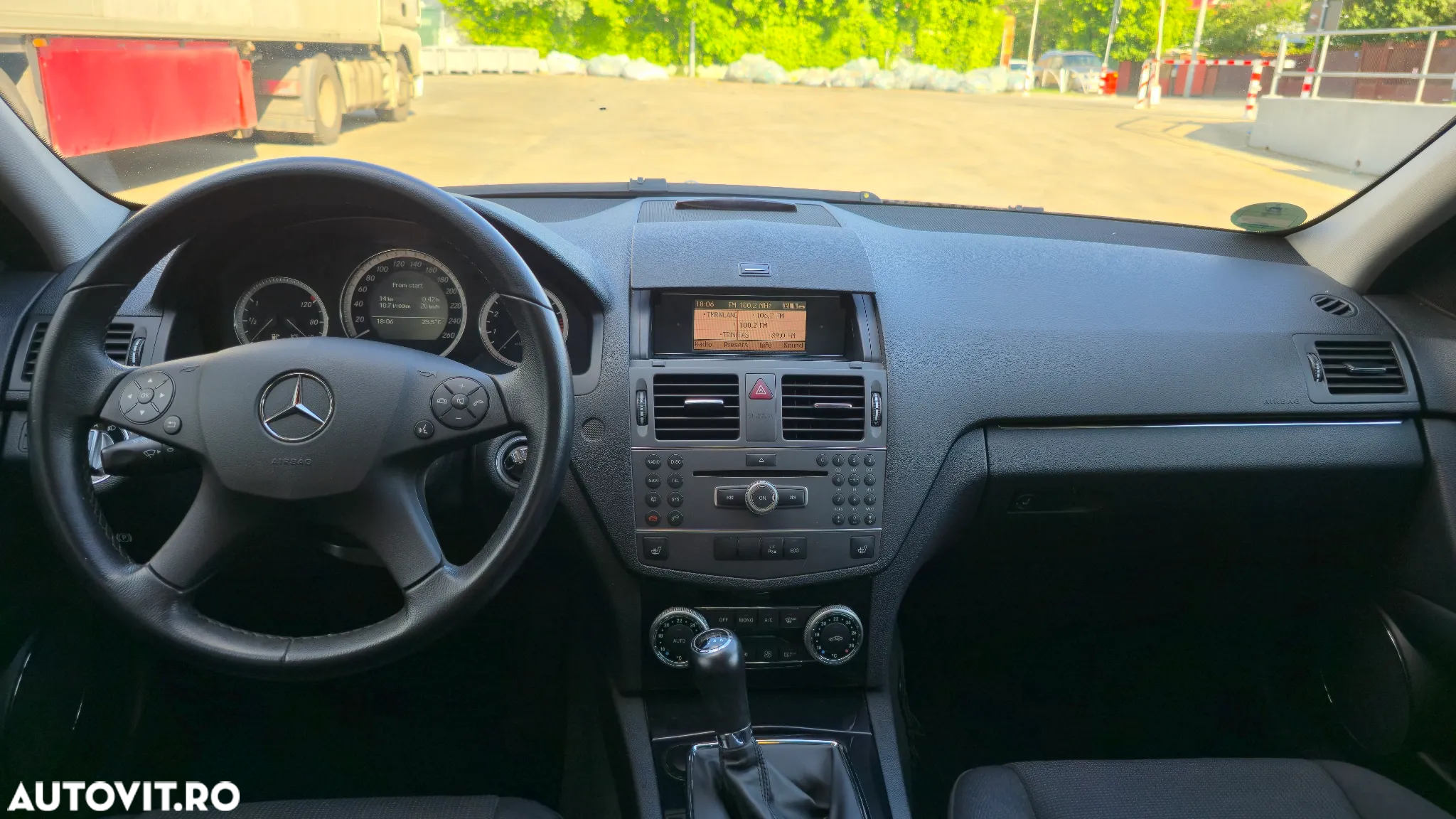 Mercedes-Benz C 200 T (BlueEFFICIENCY) Elegance - 6