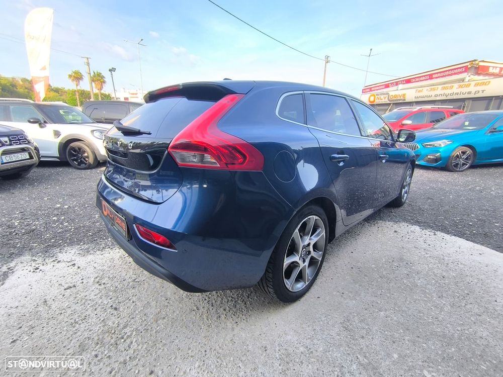 Volvo V40 D2 Ocean Race - 11