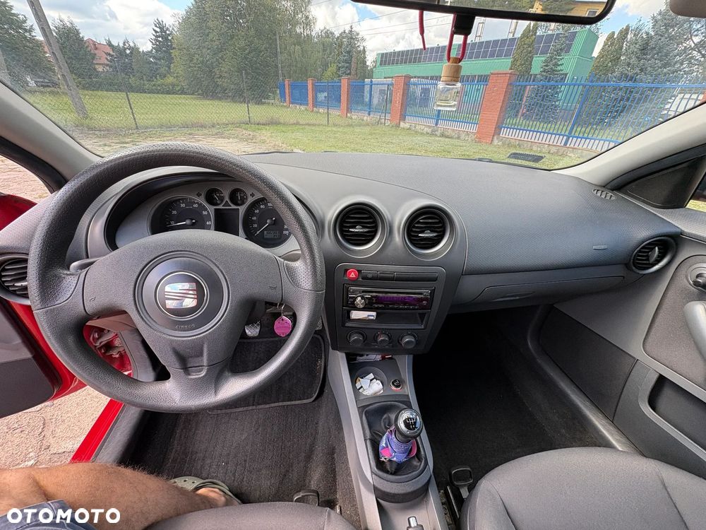 Seat Ibiza 1.4 16V Reference - 10