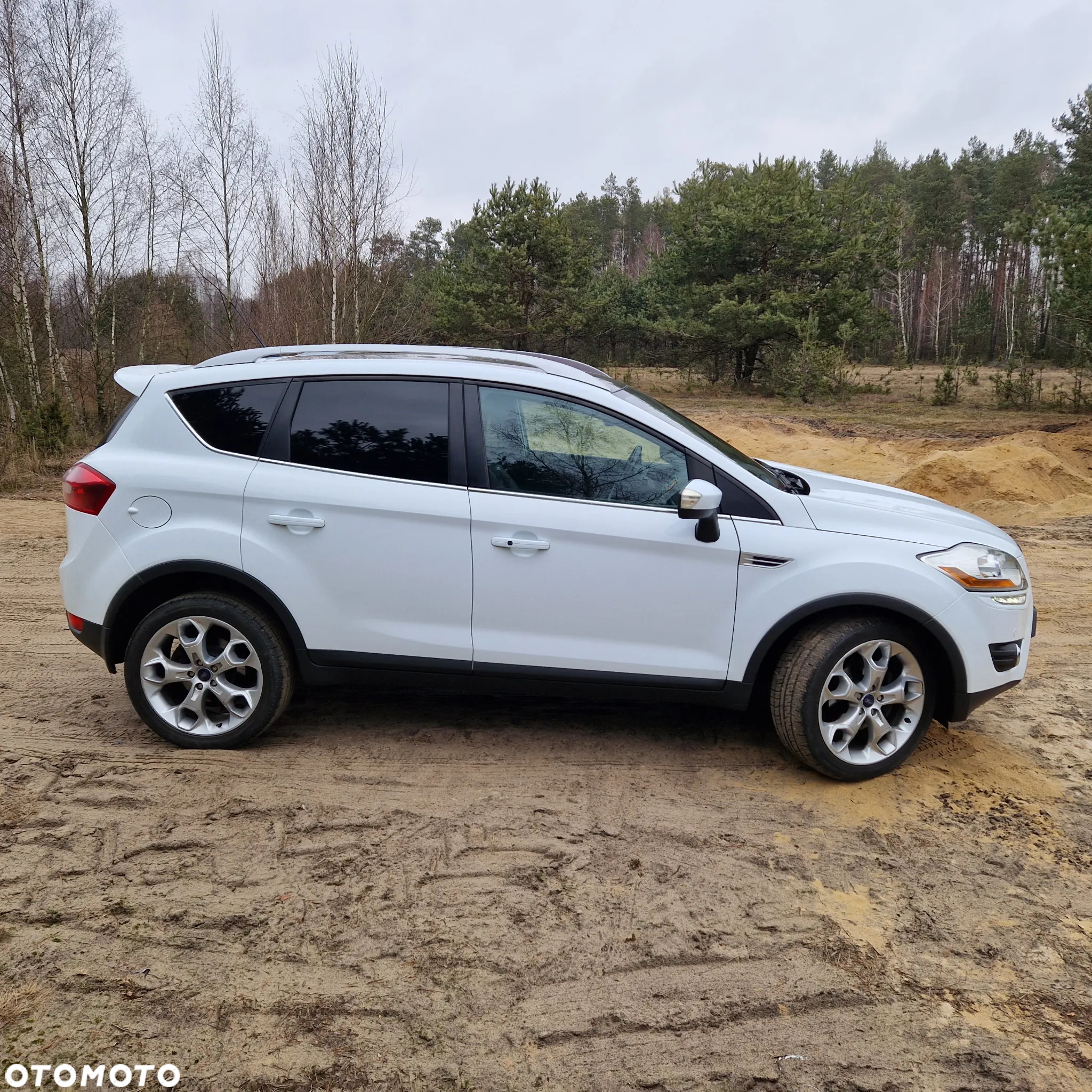 Ford Kuga - 15