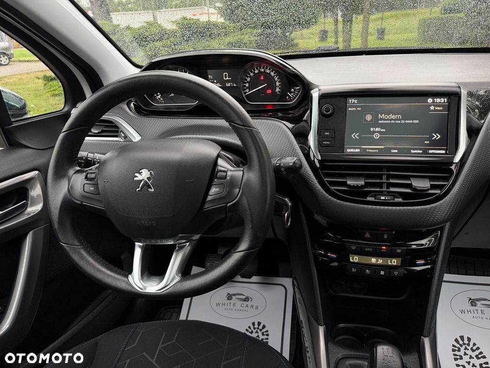 Peugeot 2008 PureTech 82 Style - 17