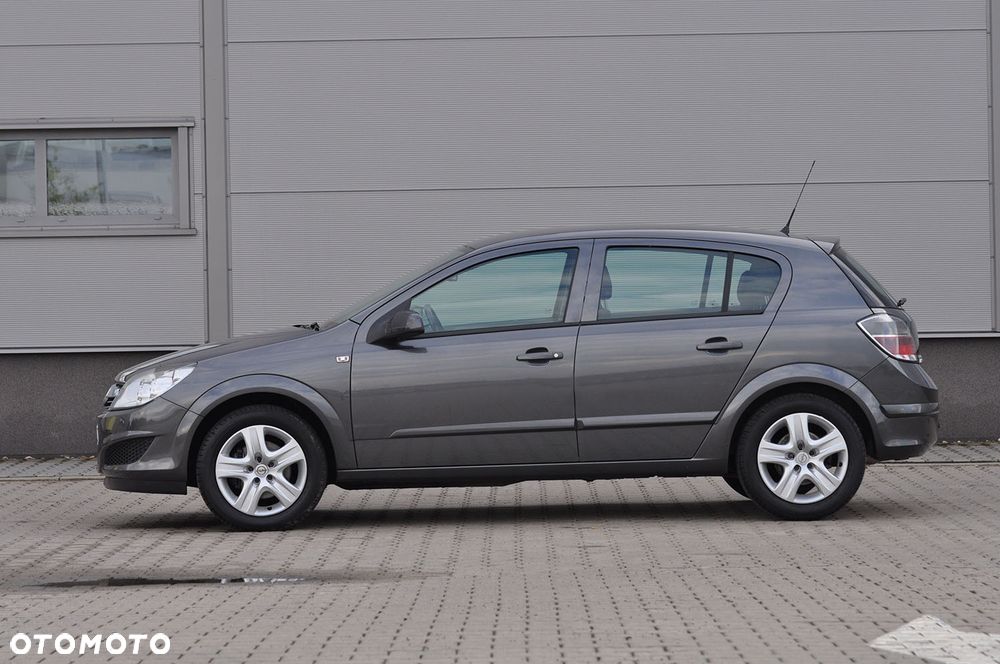 Opel Astra 1.6 Easytronic Selection 110 Jahre - 16