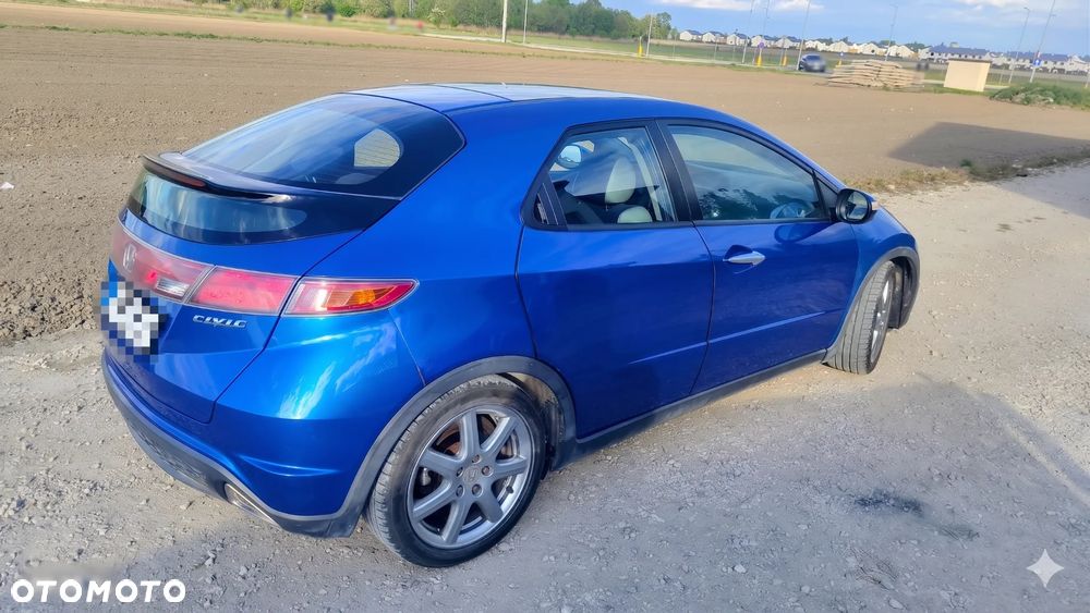 Honda Civic 1.8i-VTEC Automatik Executive - 3