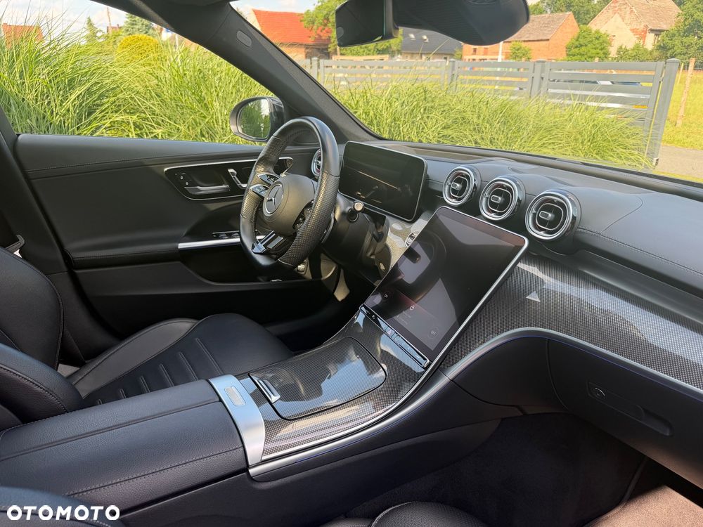 Mercedes-Benz Klasa C 300 d mHEV AMG - 24