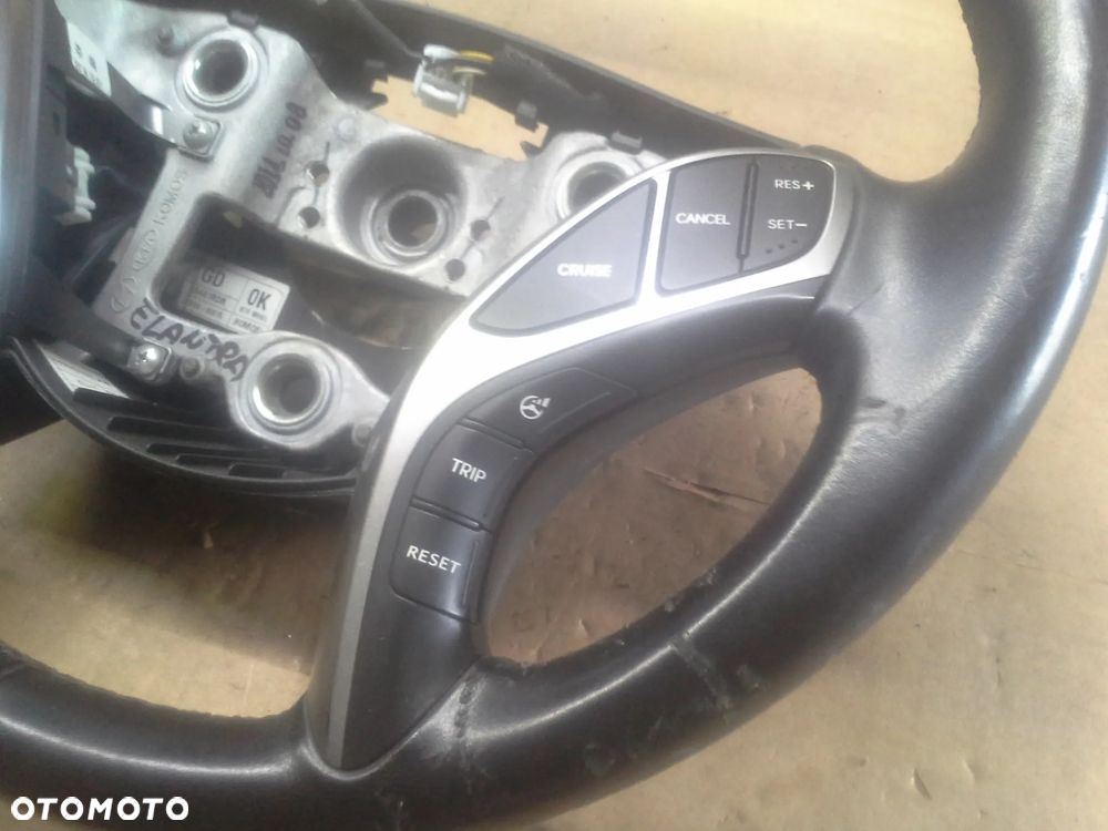 Hyundai Elantra GT wersja USA kierownica z multifunkcją - 5