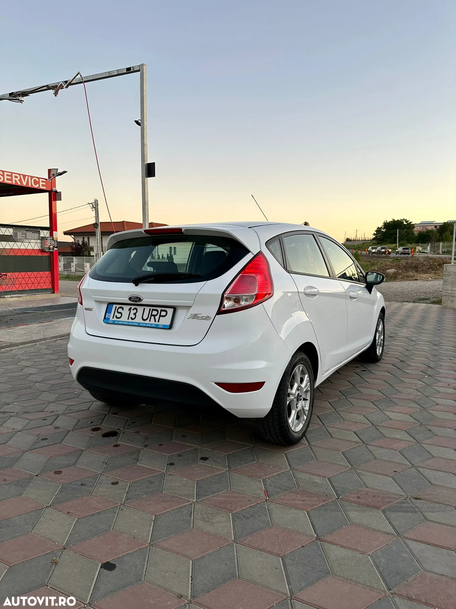 Ford Fiesta 1.0 Start Stop Titanium - 4