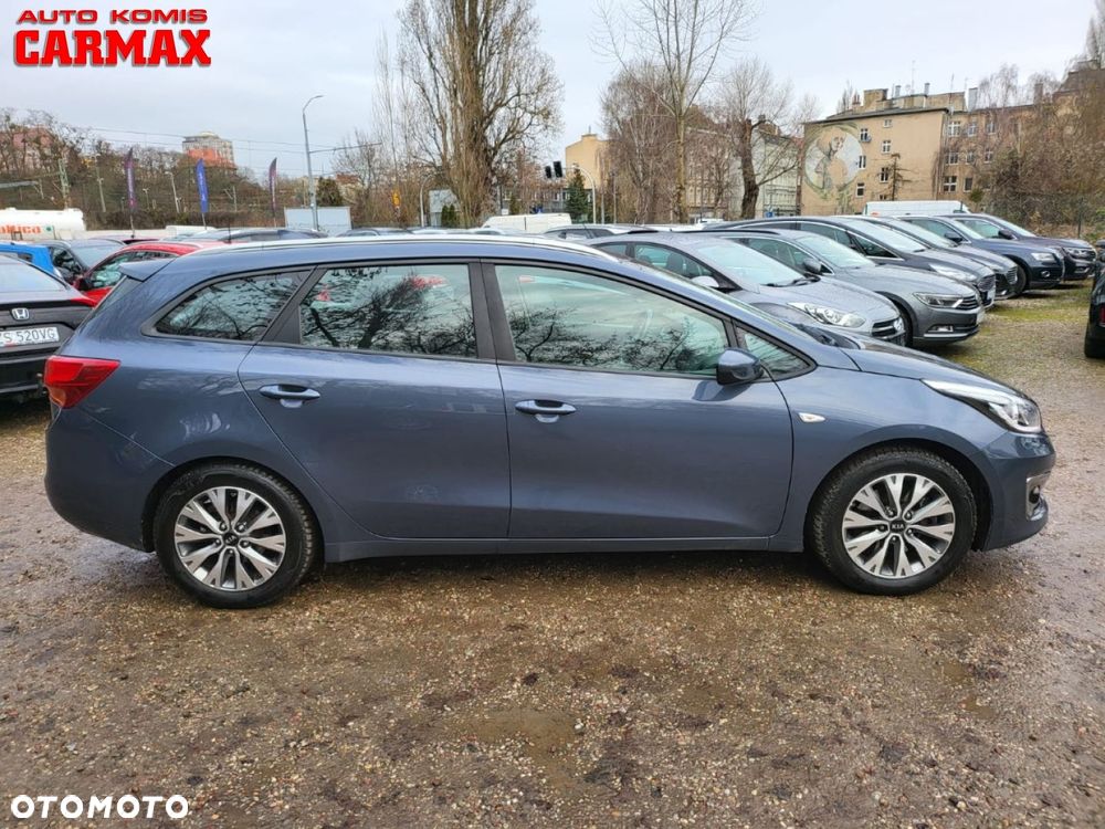 Kia Ceed 1.4 CVVT ISG Dream Team Edition - 8