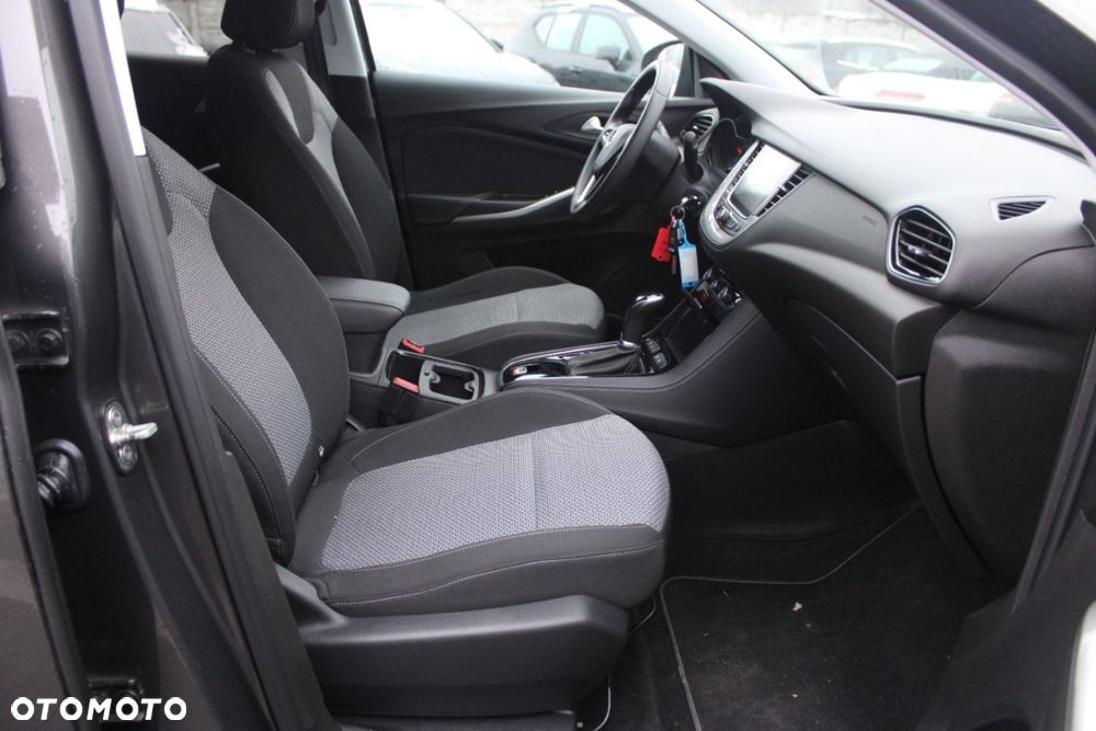 Opel Grandland X - 32