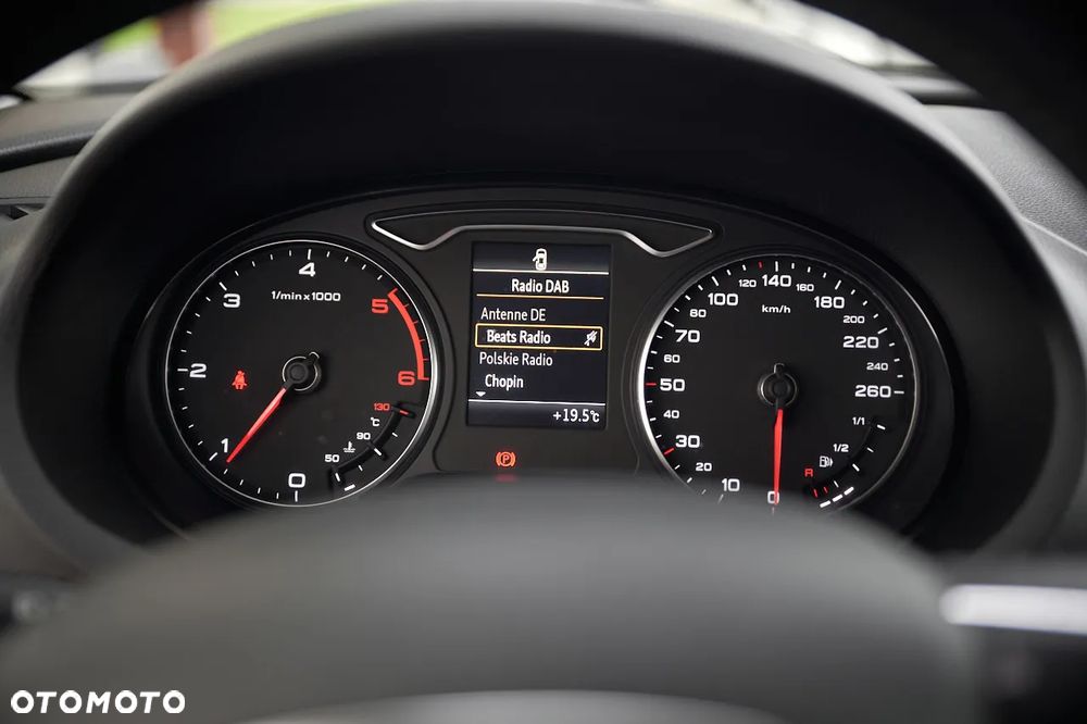 Audi A3 Sportback 2.0 TDI quattro Ambiente - 33