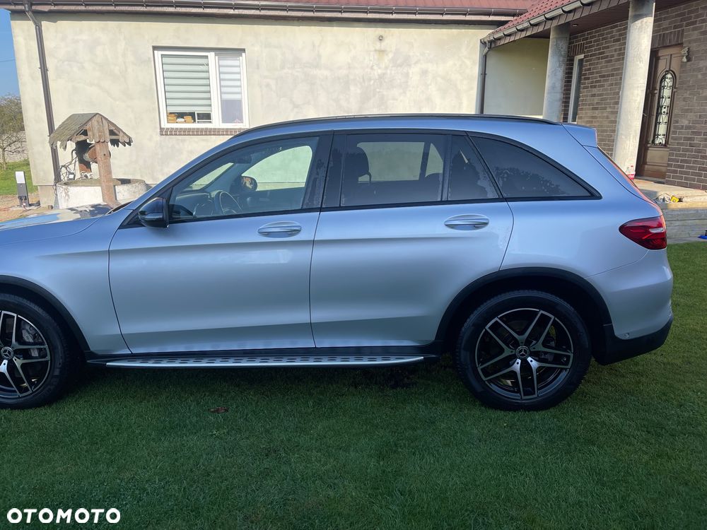 Mercedes-Benz GLC 220 d 4-Matic - 4