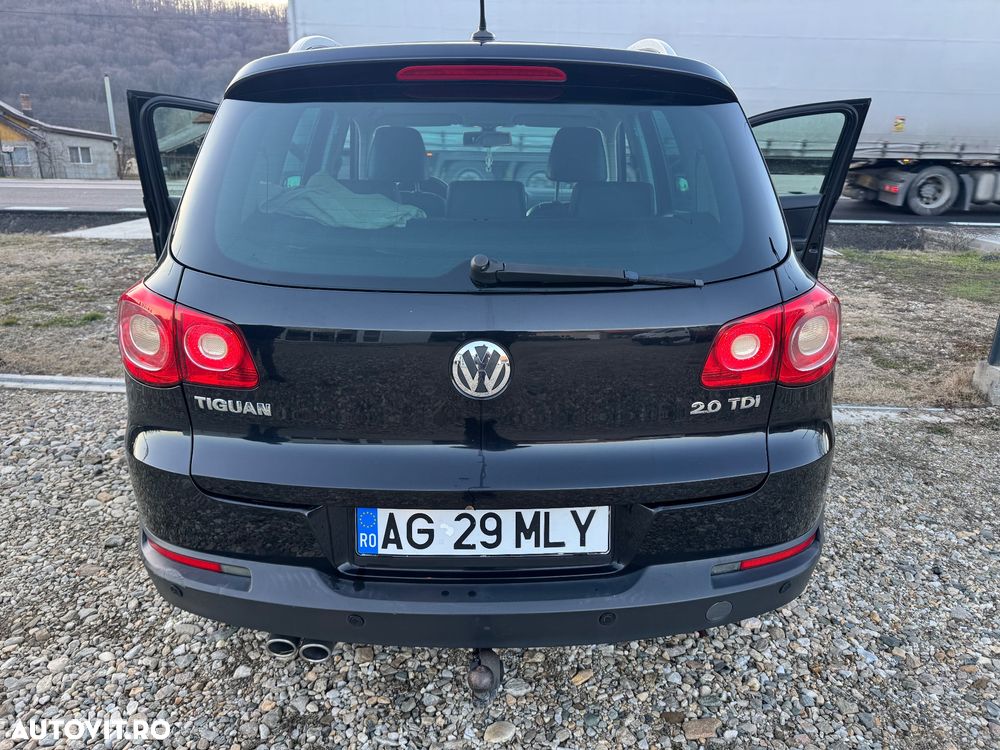 Volkswagen Tiguan 2.0 TDI DPF 4Motion BlueMotion Technology Exclusive - 7