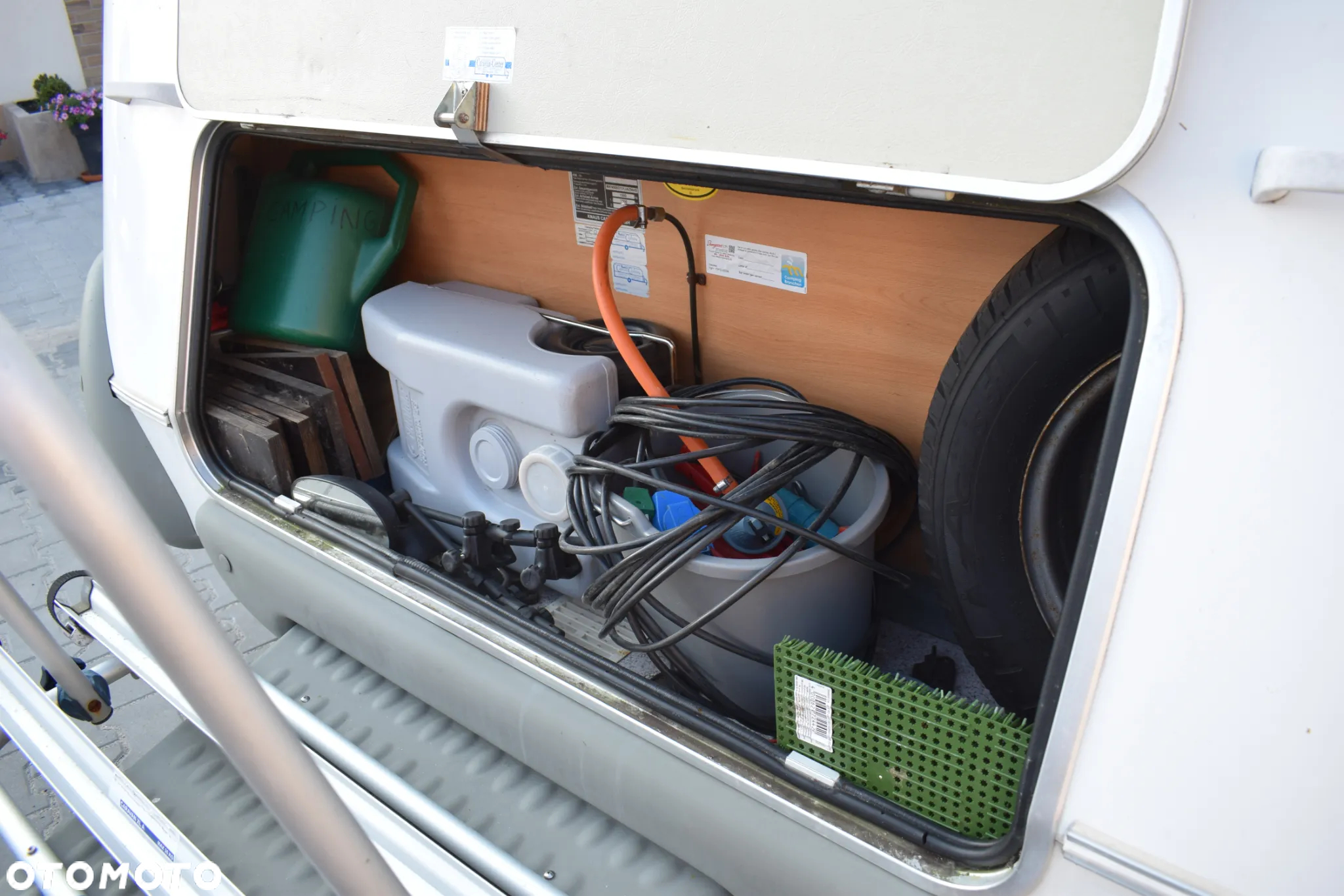 KNAUS ASUR 500 - 32