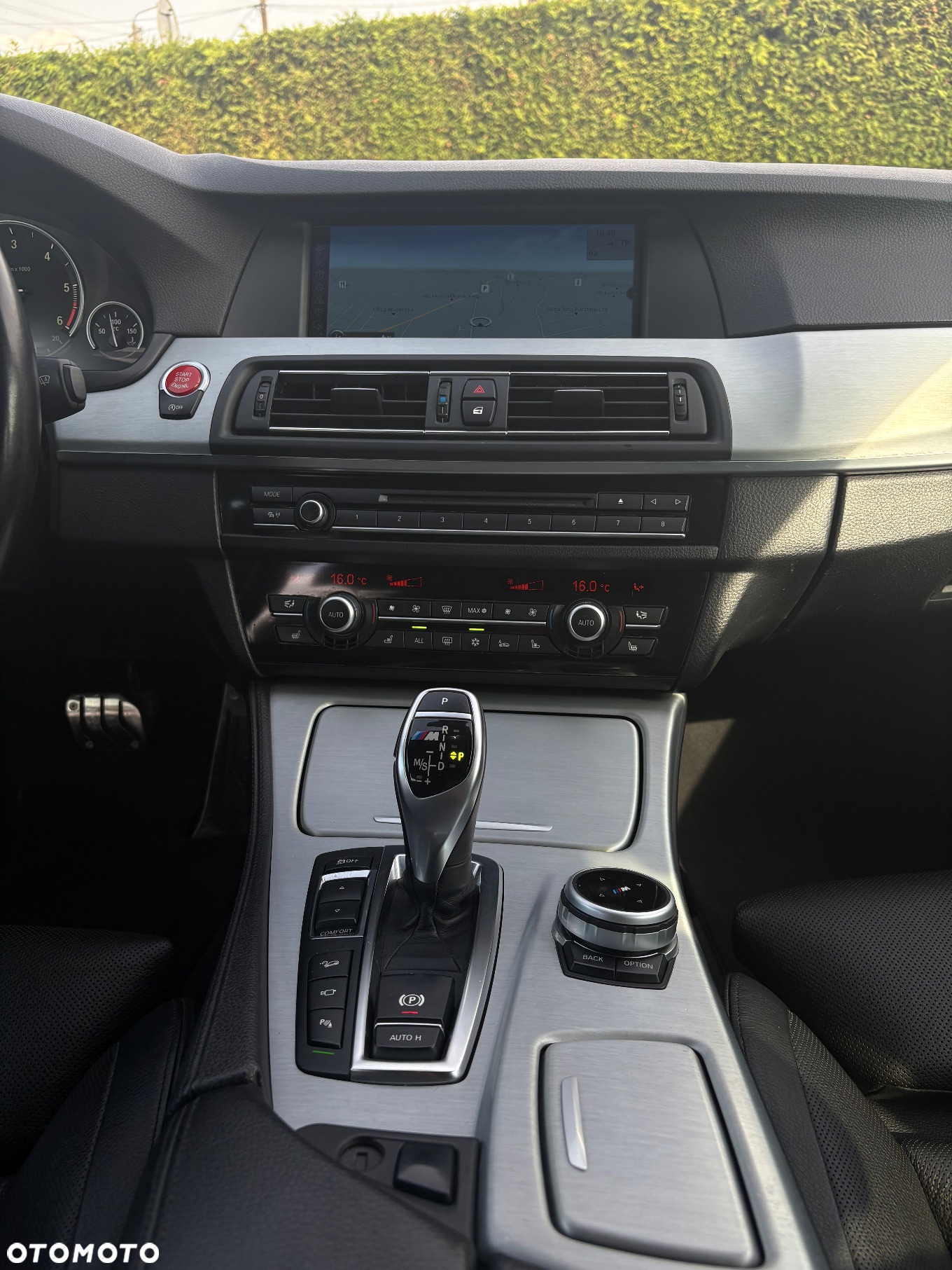 BMW Seria 5 535d xDrive Touring Modern Line - 31