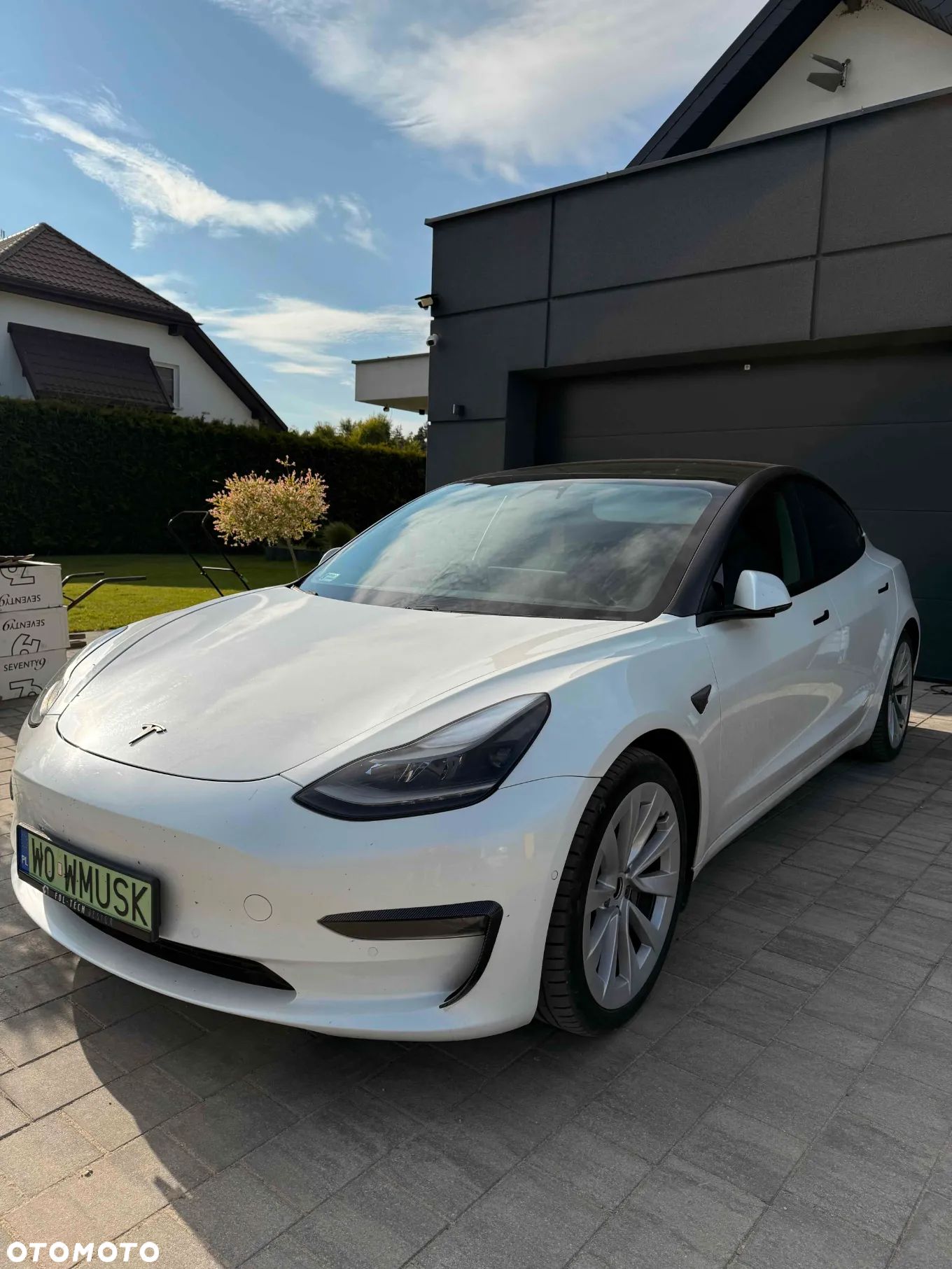 Tesla Model 3 Long Range AWD - 1