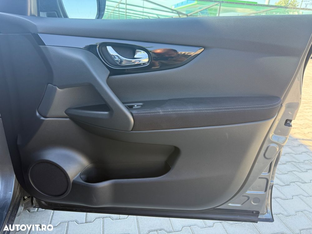 Nissan Qashqai 1.3 DIG-T MHEV Xtronic N-Connecta - 19