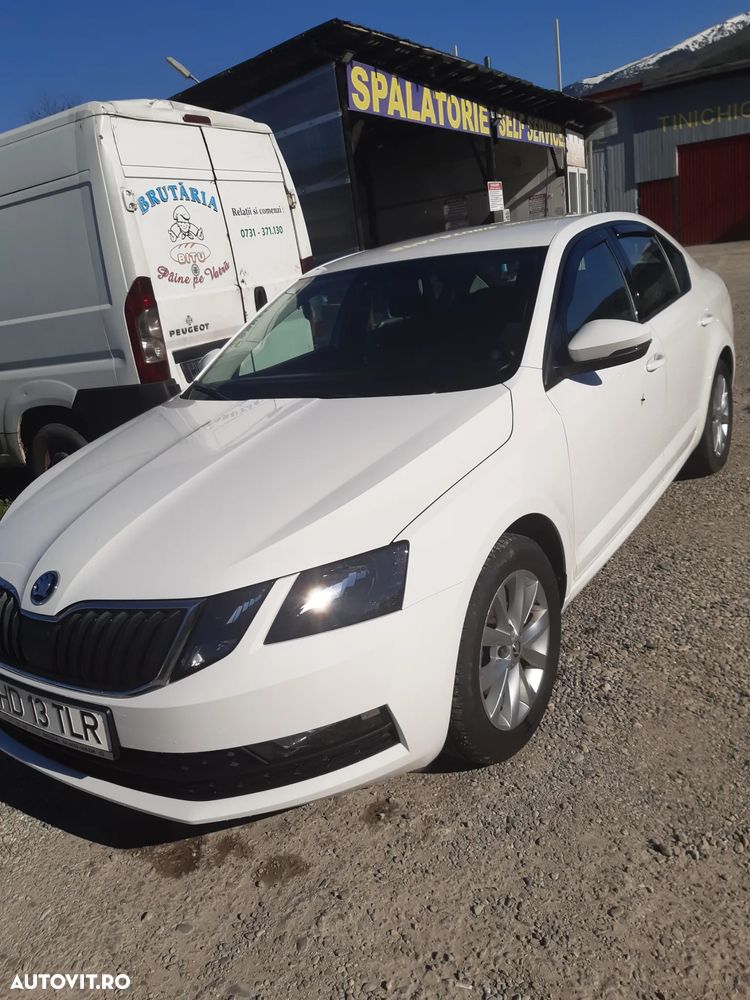 Skoda Octavia 1.6 TDI Ambition - 4