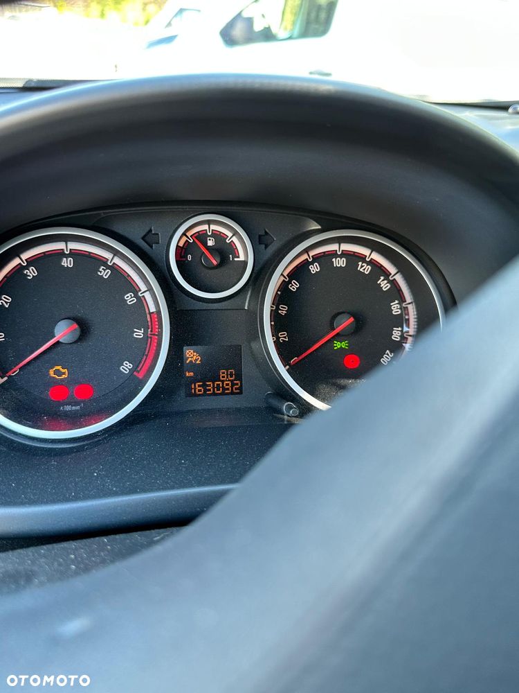 Opel Corsa 1.4 16V Cosmo - 10