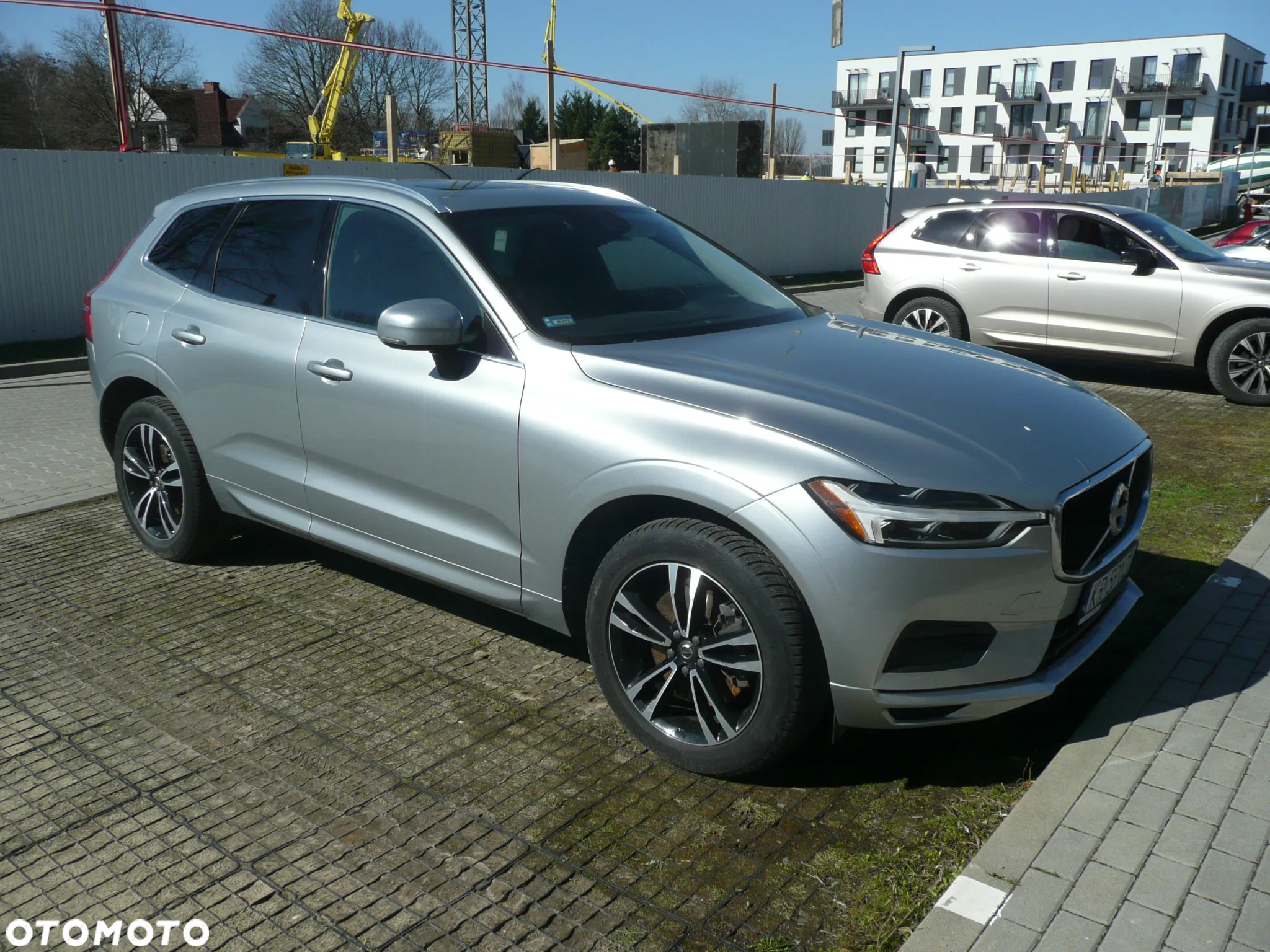 Volvo XC 60 T6 AWD Momentum - 2