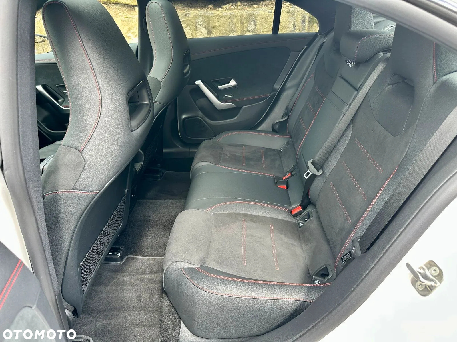 Mercedes-Benz CLA 200 AMG Line 7G-DCT - 19