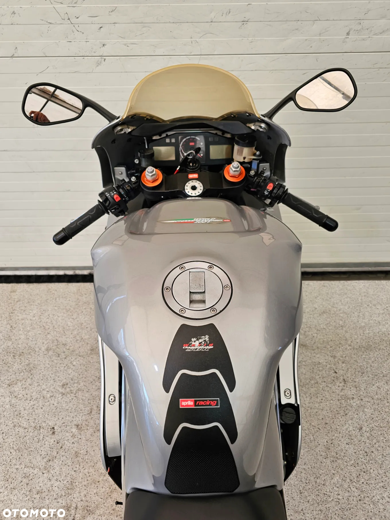 Aprilia RSV - 30
