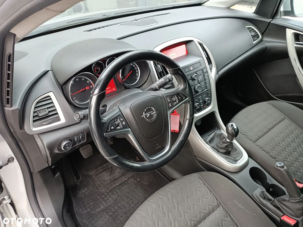 Opel Astra 1.4 Turbo - 9