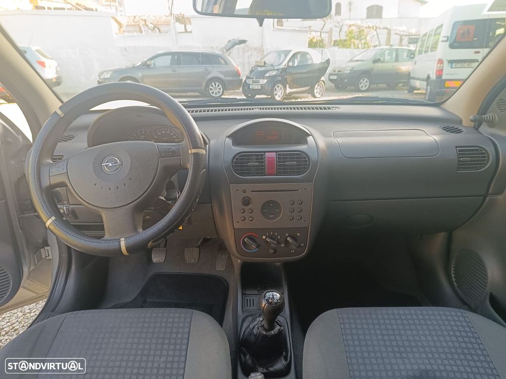 Opel Corsa 1.2 16V Confort - 8