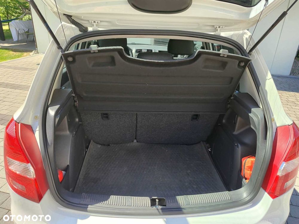 Skoda Fabia - 6