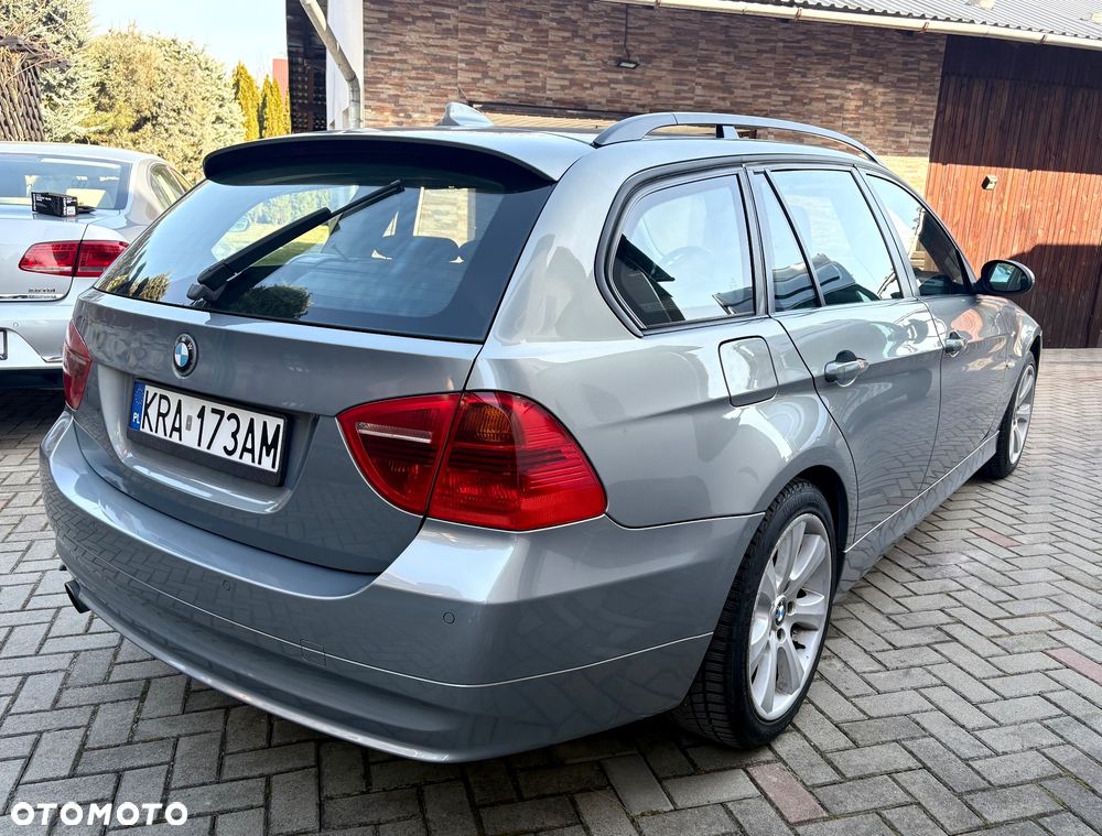BMW Seria 3 320d DPF - 4