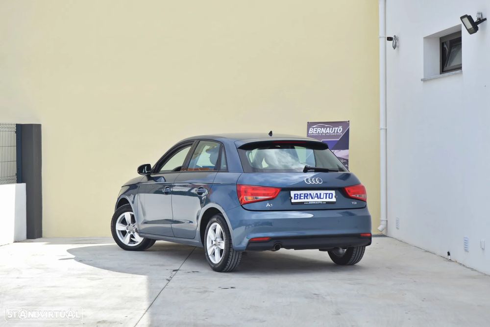 Audi A1 Sportback 1.4 TDI S tronic - 8