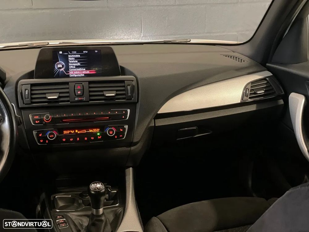 BMW 118 d Pack M - 11
