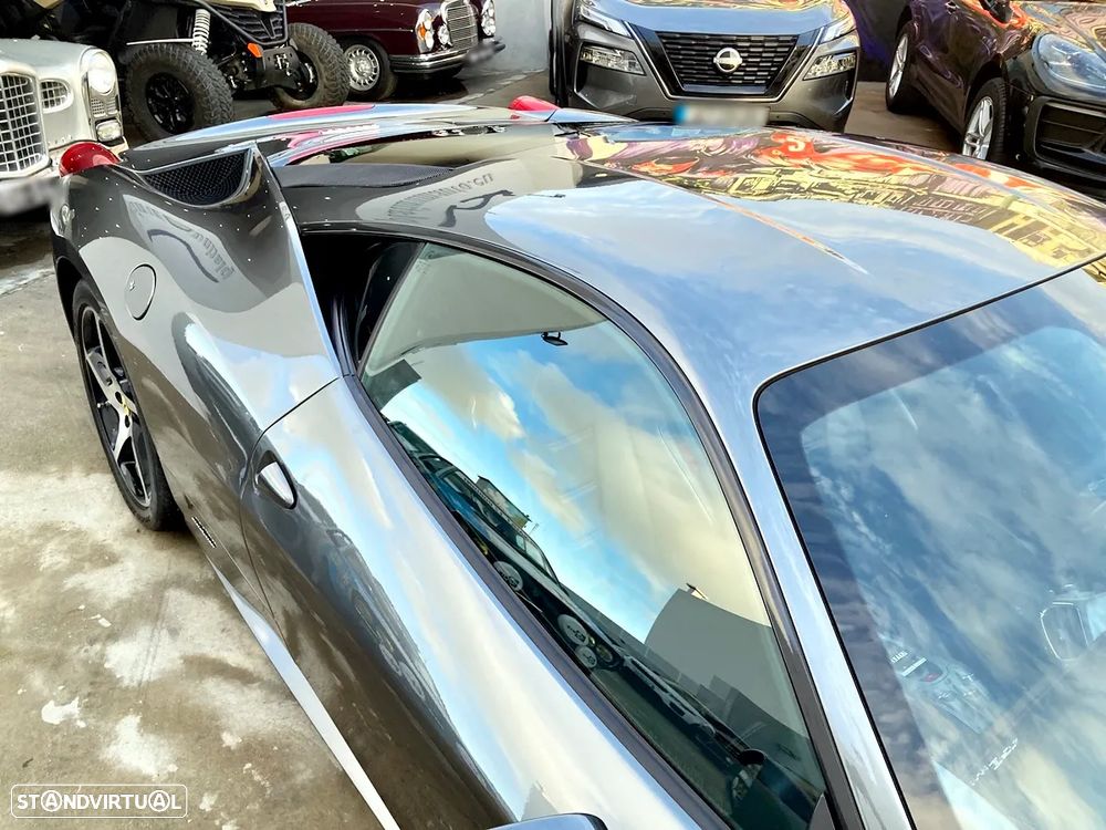 Ferrari 458 Italia - 32