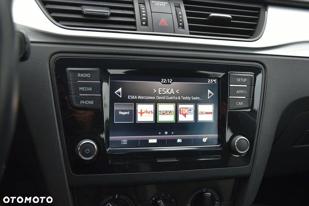 Skoda RAPID 1.0 TSI Style - 12