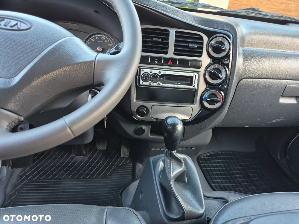 Kia K2900 K2500 - 24